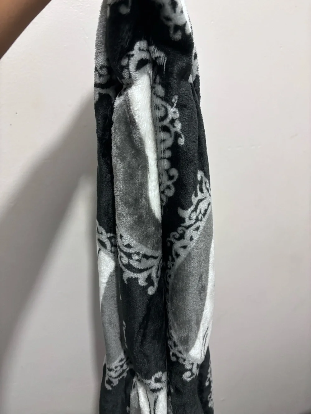 Halloween Ghost Espresso Martini Plush Throw Blanket